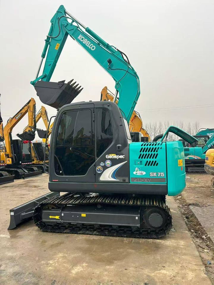 Kobelco SK75 Mini Excavator