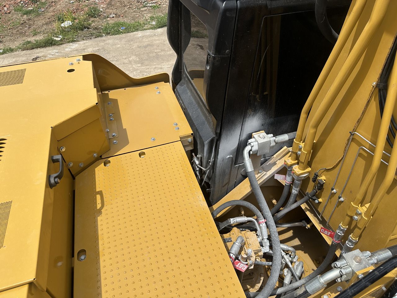 2022 Caterpillar 330GC Crawler Excavator