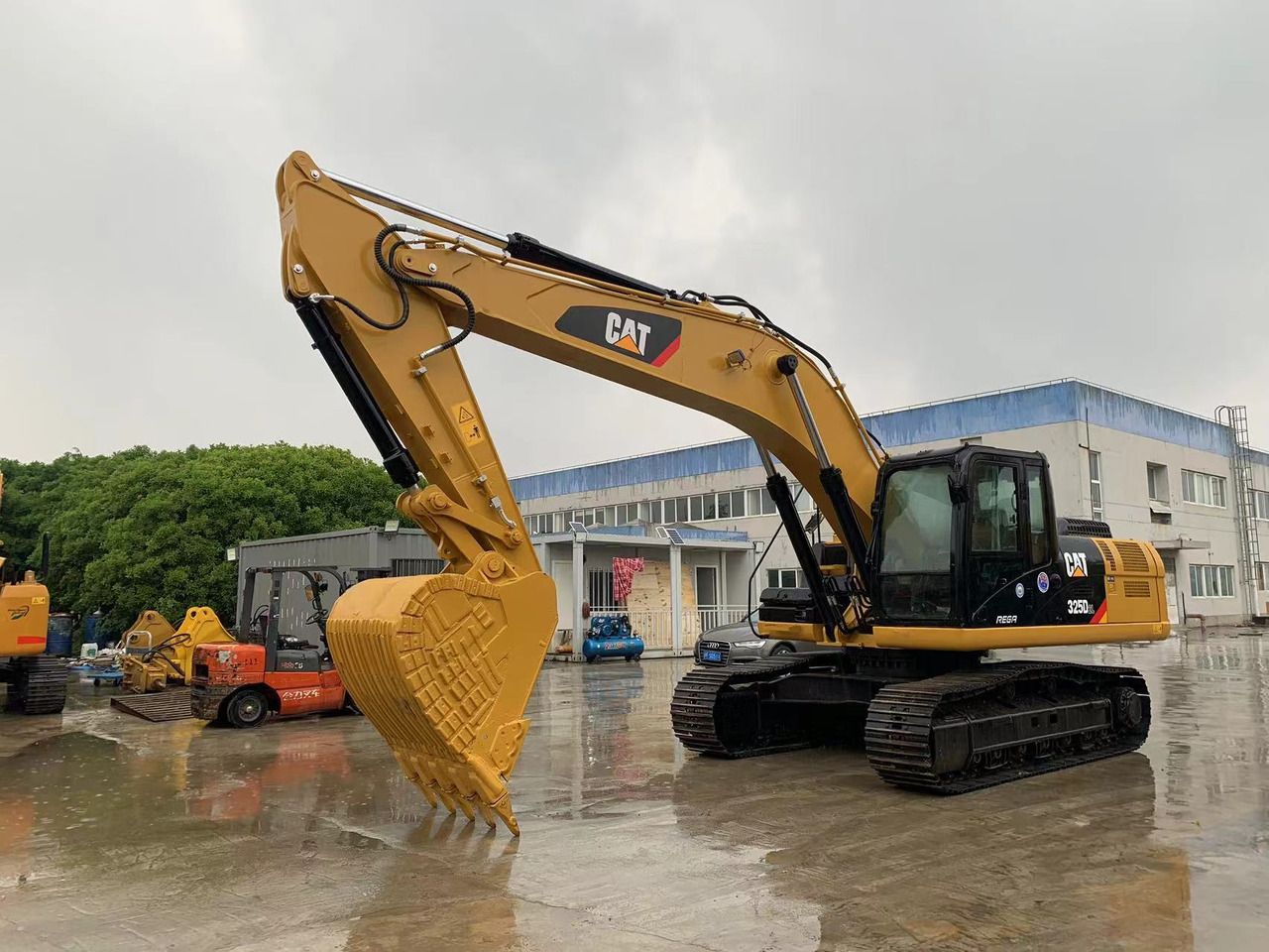 2020 Caterpillar 325BL Crawler Excavator