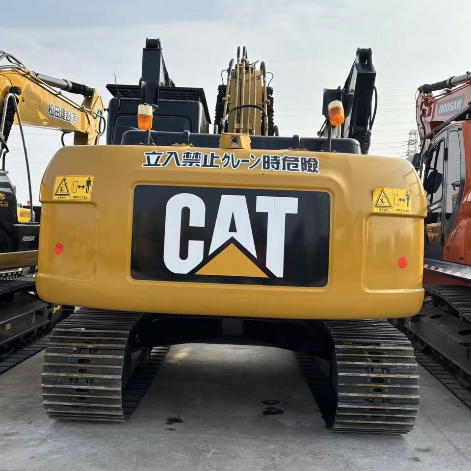 2023 Caterpillar 320D Crawler Excavator