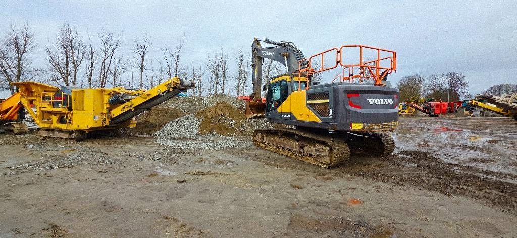 2018 Volvo EC300EL Crawler Excavator