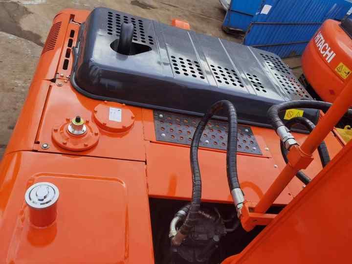 2020 Hitachi ZX200-3G Crawler Excavator