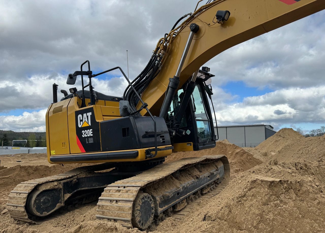 2015 Caterpillar 320EL Crawler Excavator