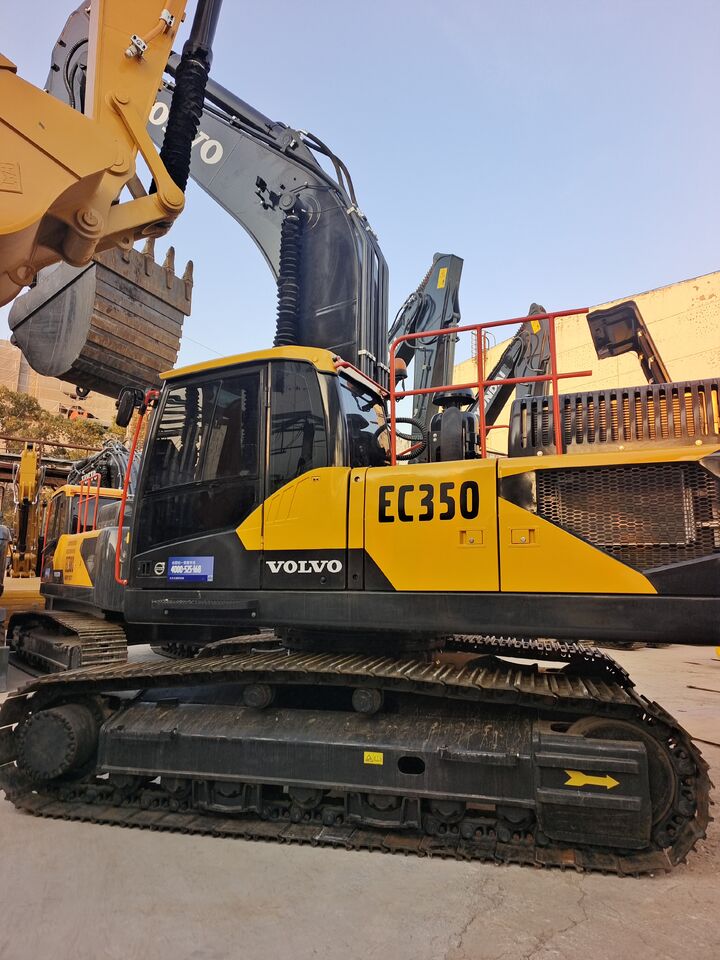 2025 Volvo EC350D Crawler Excavator