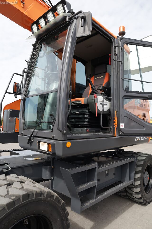 2020 Doosan DX165W-5 Wheel Excavator