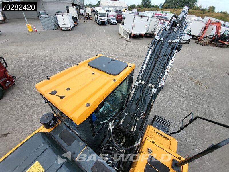 2025 Hyundai HX130 N Crawler Excavator