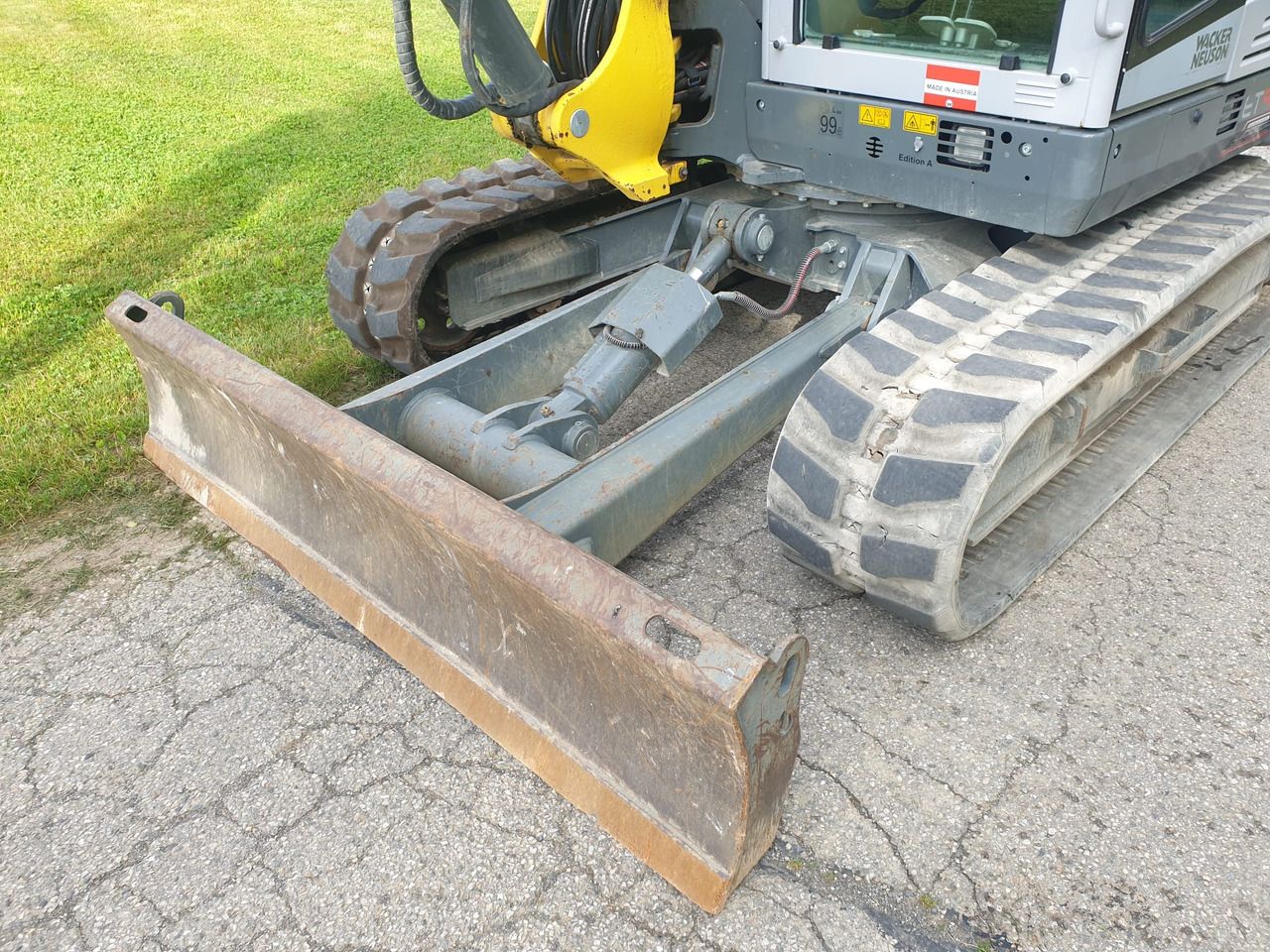 2021 Wacker Neuson ET90 Mini Excavator