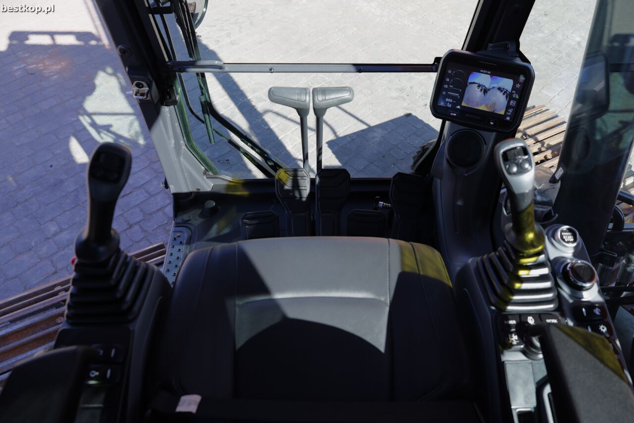 2022 Doosan DX225LC-7 Crawler Excavator