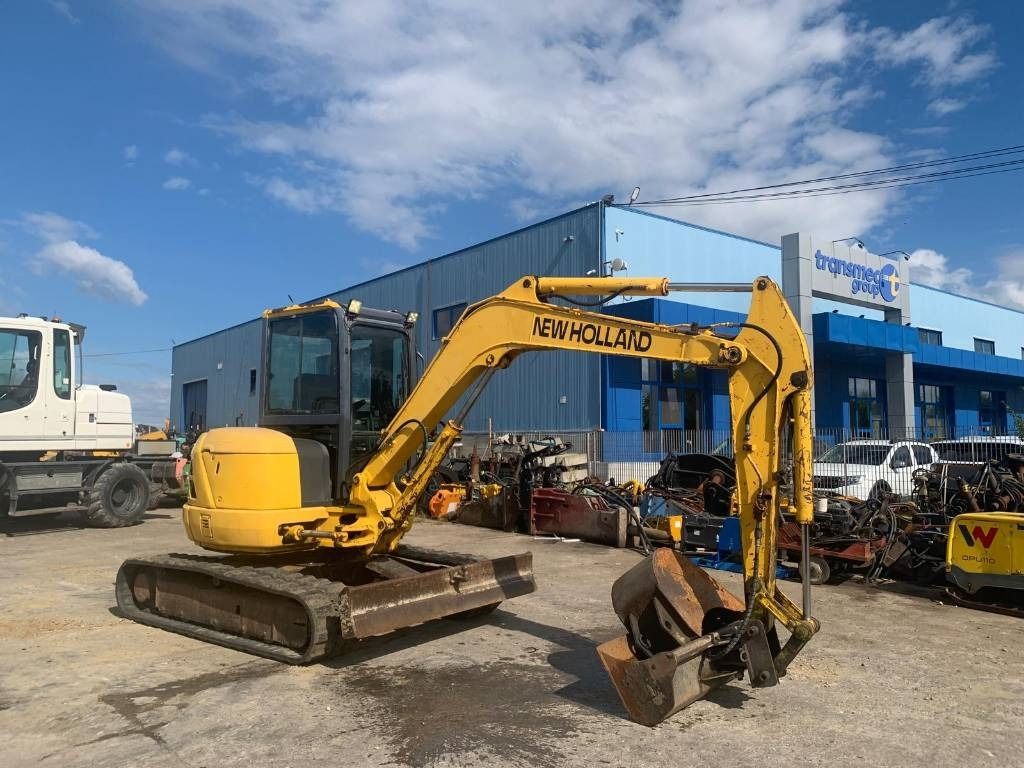 2004 New Holland EH45 Mini Excavator