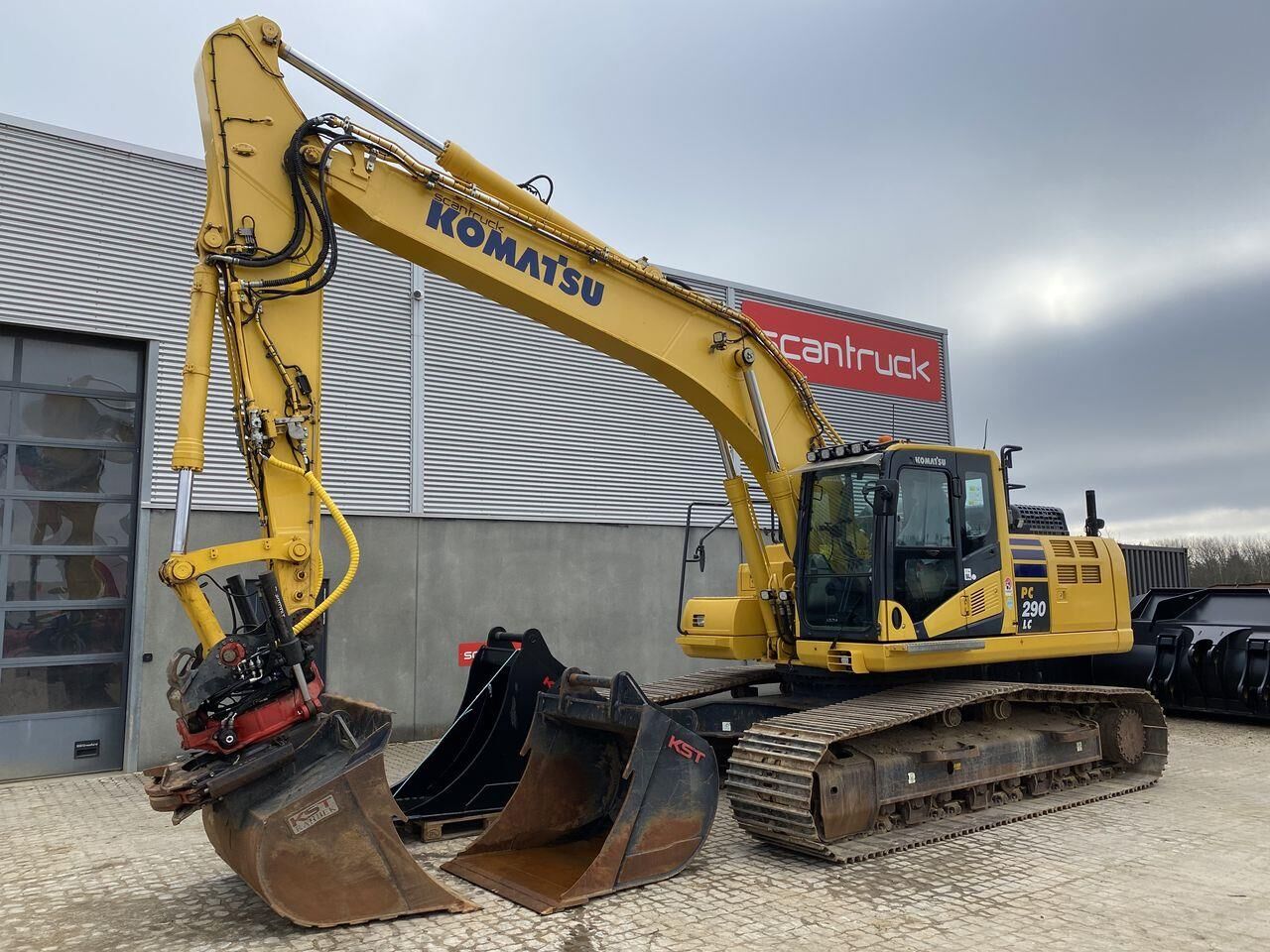 2017 Komatsu PC290LC-11 Crawler Excavator