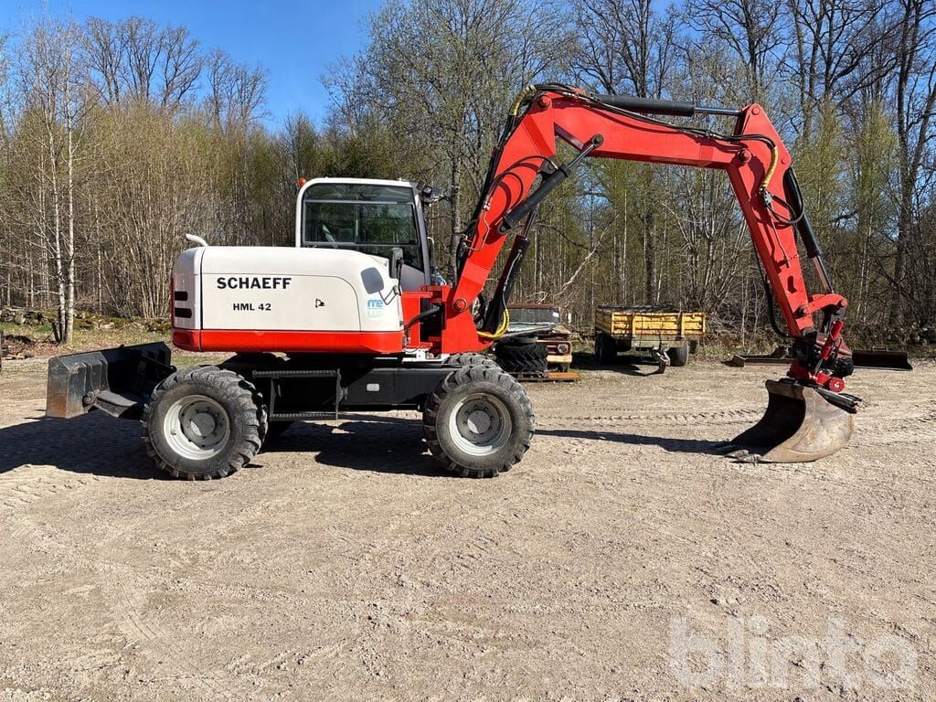 2003 Schaeff HML 42 Wheel Excavator