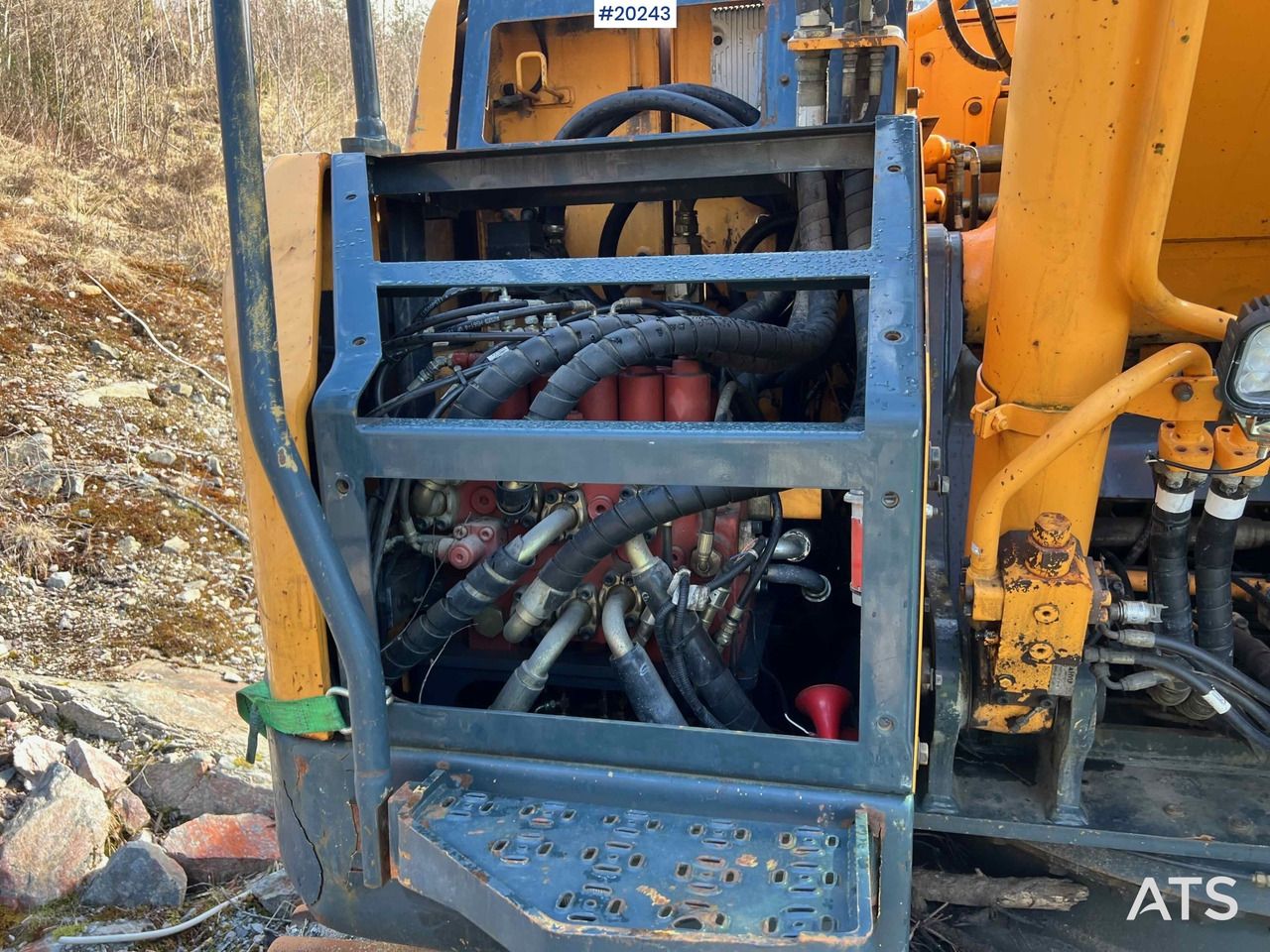 2012 Hyundai R235LCR-9