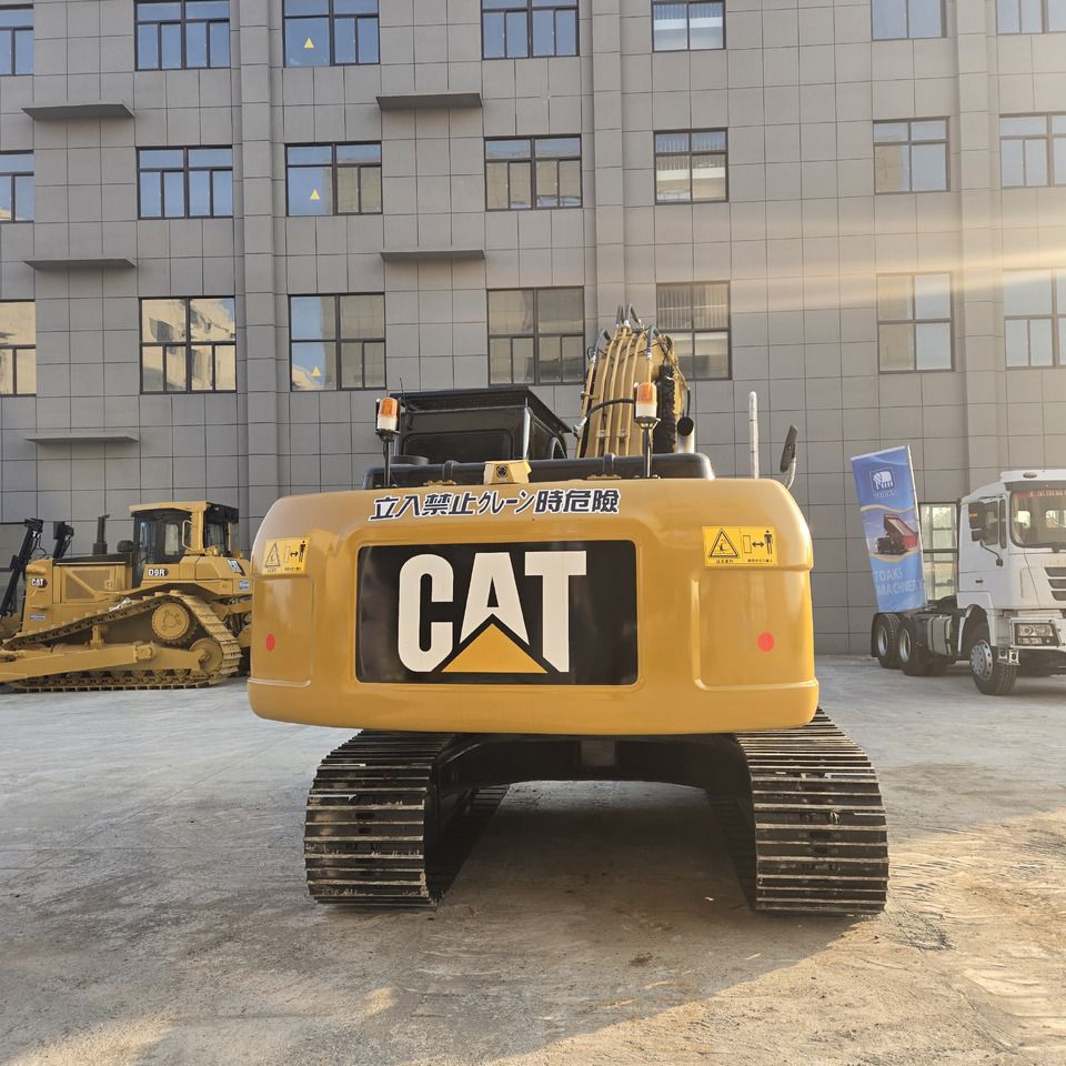 2022 Caterpillar 320D Crawler Excavator