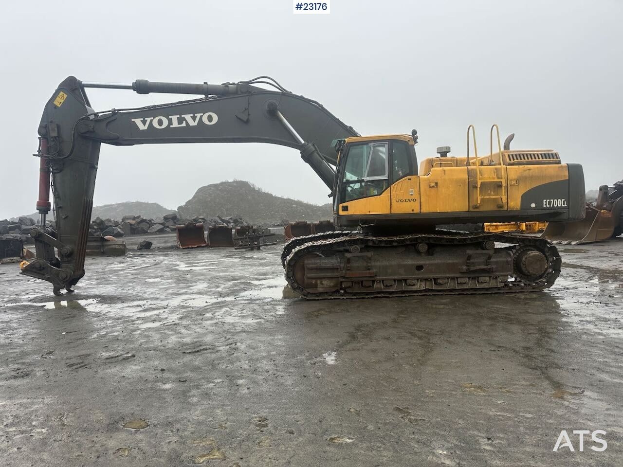 2012 Volvo EC700CL Crawler Excavator