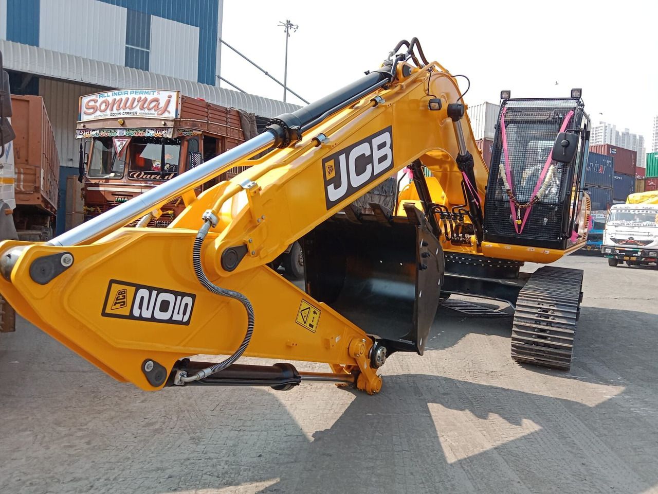 2025 JCB JS200 Crawler Excavator