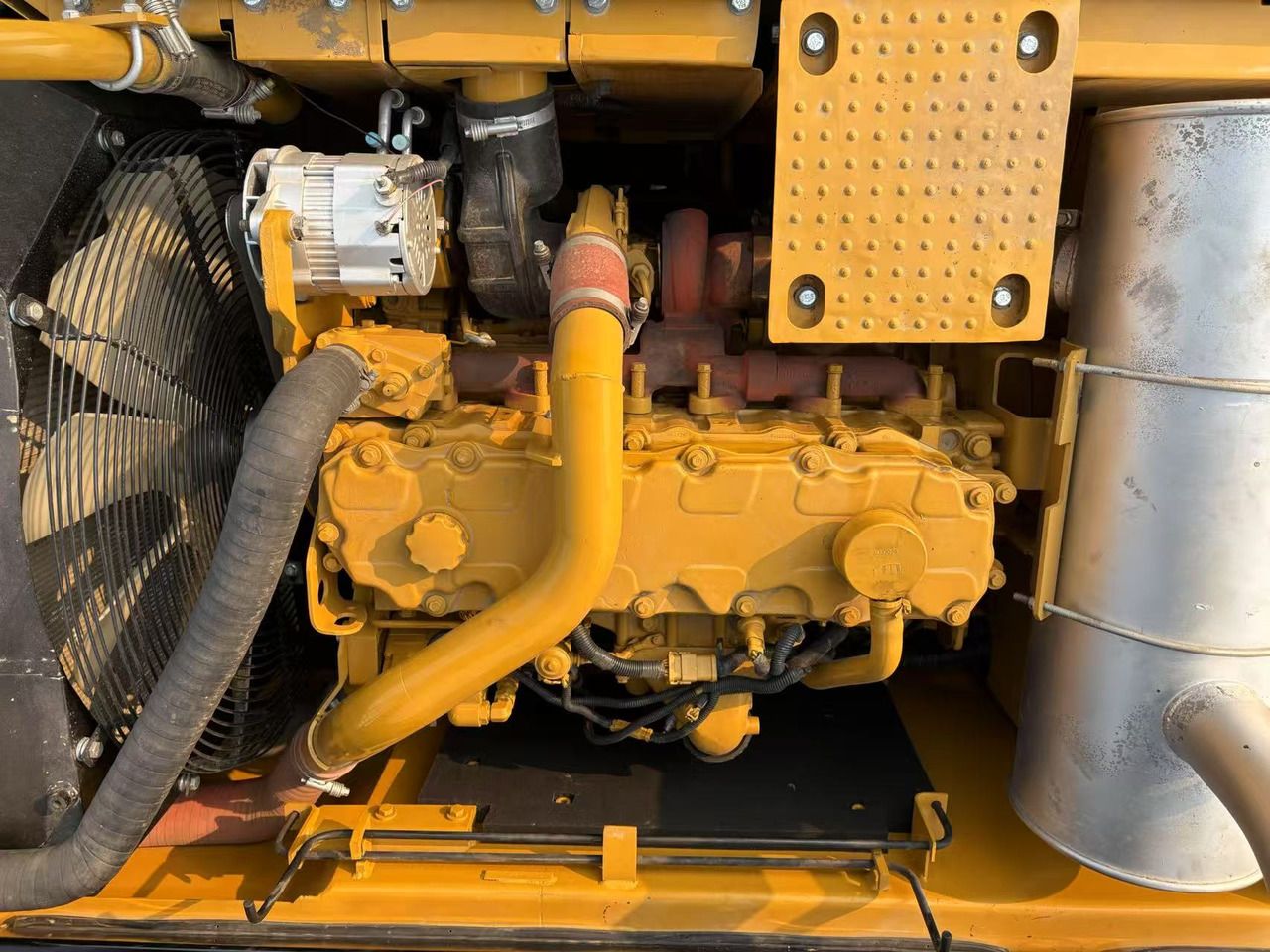 2022 Caterpillar 325D Crawler Excavator