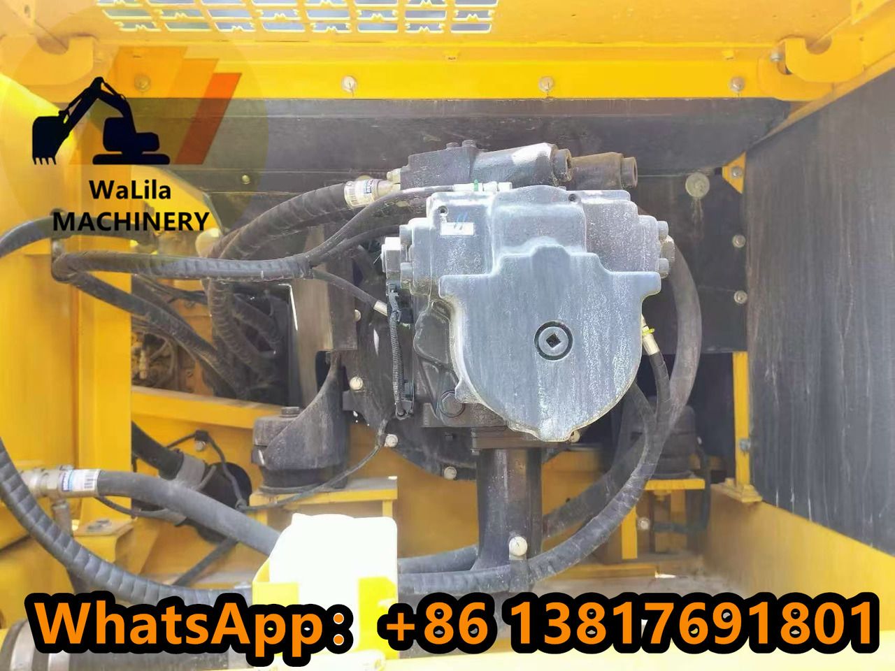 2022 Komatsu PC400-8 Crawler Excavator