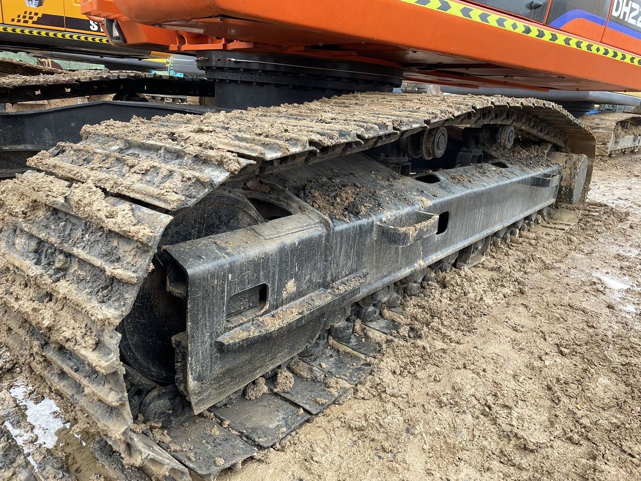 2019 Doosan DH220 Crawler Excavator