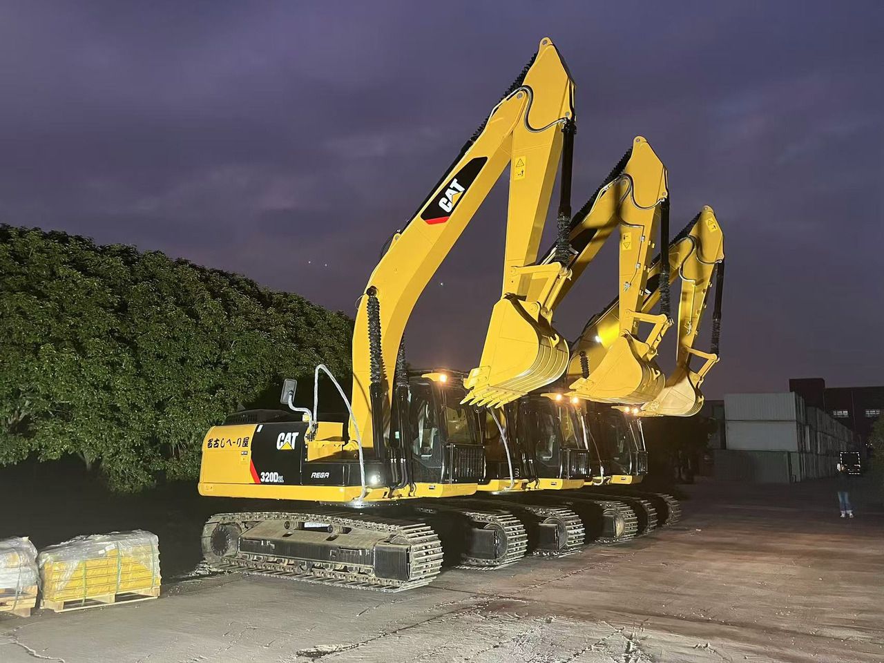 2022 Caterpillar 320D2 Crawler Excavator