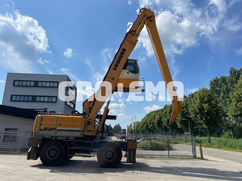 2012 Liebherr A934C LI Material Handler