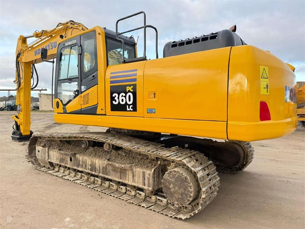 2017 Komatsu PC360LC-10 Crawler Excavator