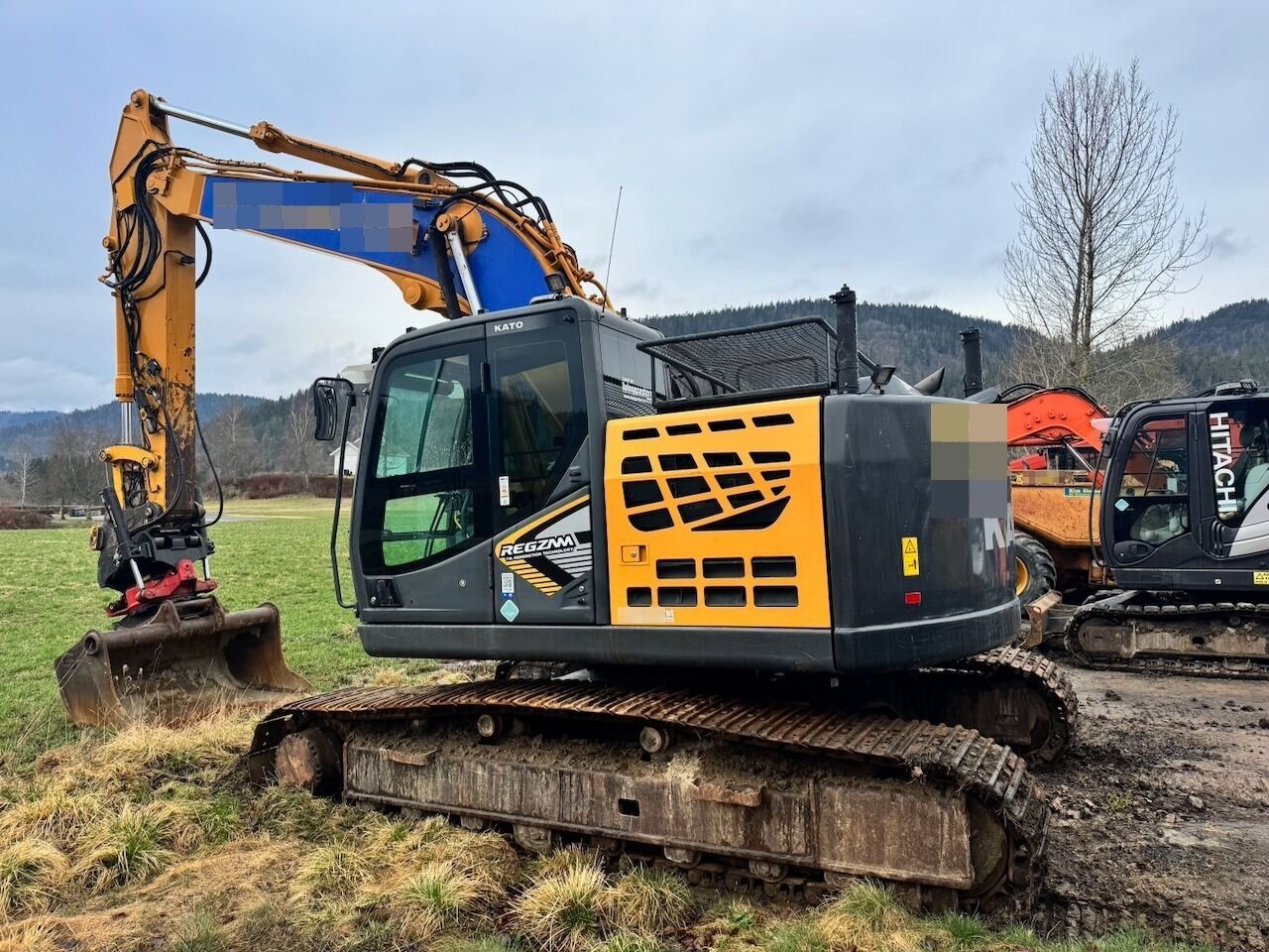 2019 Kato HD823 Crawler Excavator