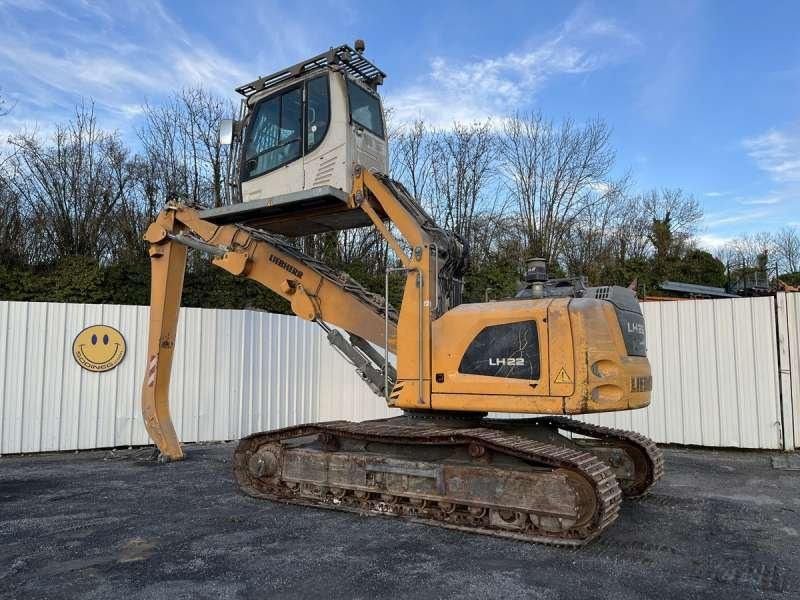 2018 Liebherr LH22 C Material Handler