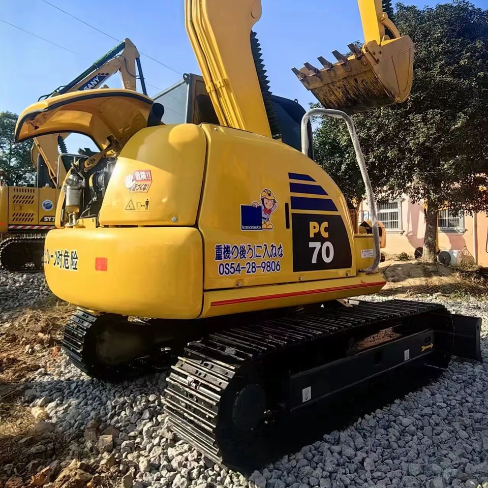 Komatsu PC70-8 Crawler Excavator