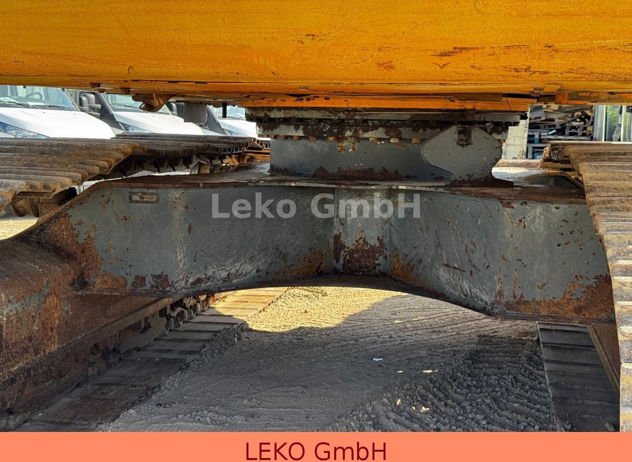 2003 Liebherr R 904 HDSL Crawler Excavator