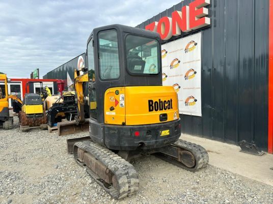 2016 Bobcat E35 Mini Excavator