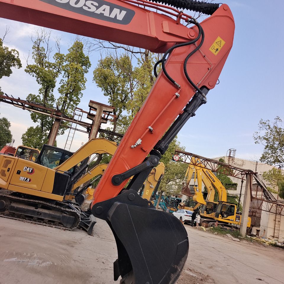 2024 Doosan DX300LC-9C Crawler Excavator