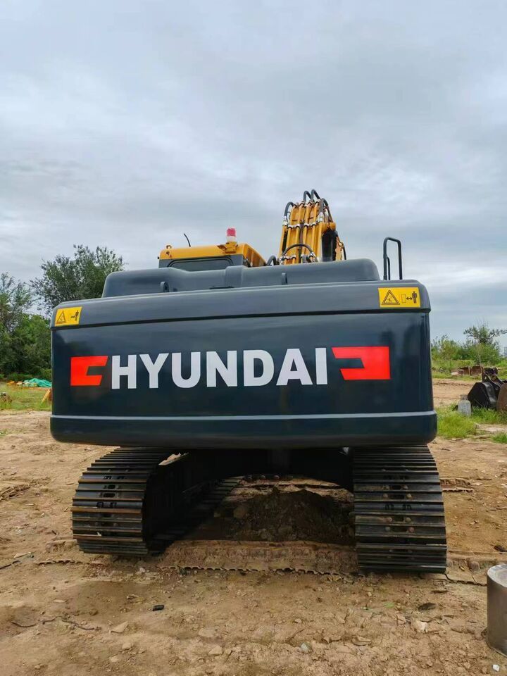 2023 Hyundai HX220 Crawler Excavator