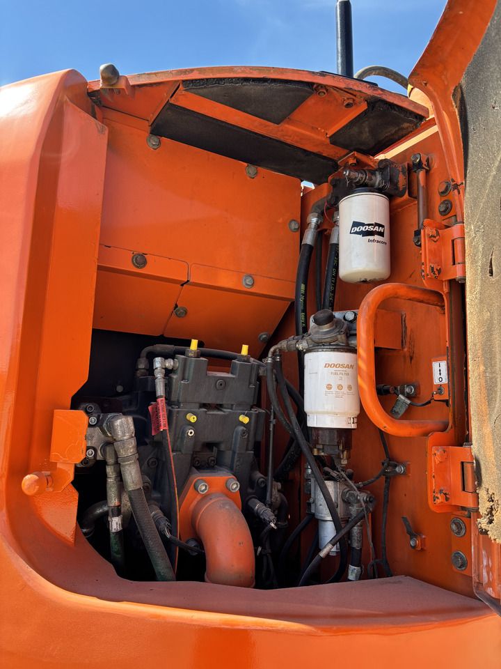 2014 Doosan DX235LCR Crawler Excavator