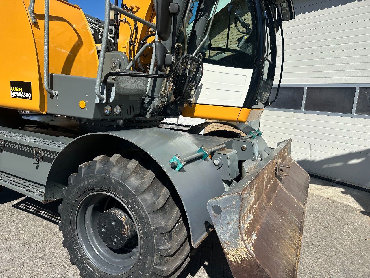 2014 Liebherr A916 Wheel Excavator