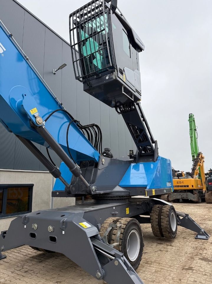 2021 Fuchs MHL350F Material Handler