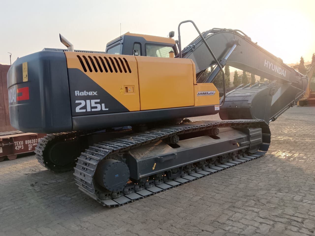 2025 Hyundai R215L Crawler Excavator