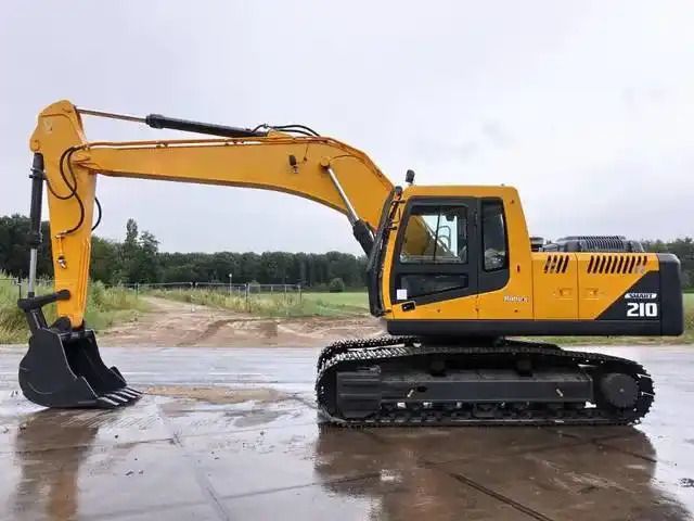2024 Hyundai R220LC-9S Crawler Excavator