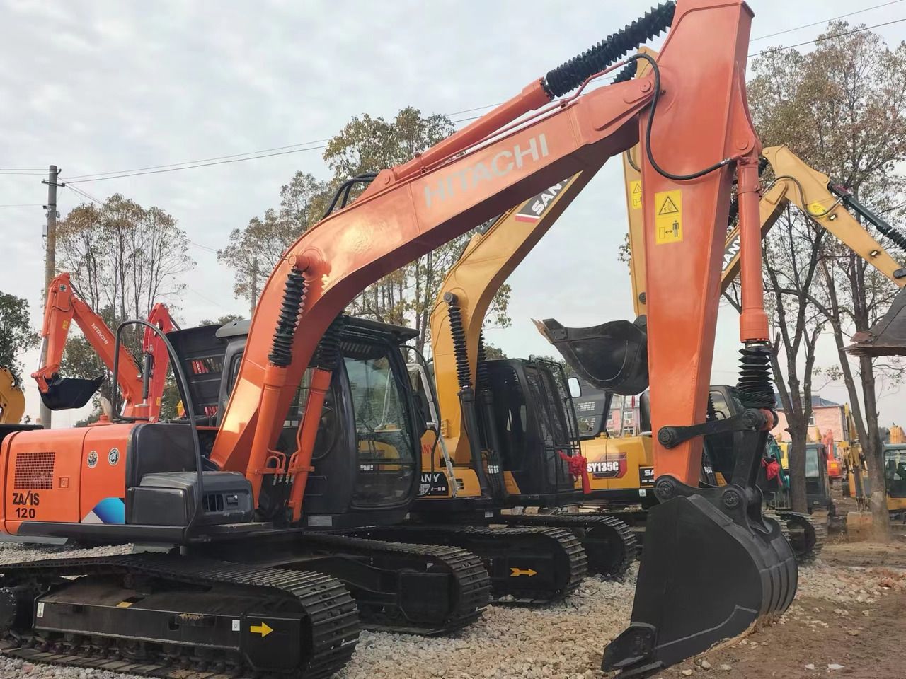 2022 Hitachi ZX120 Crawler Excavator