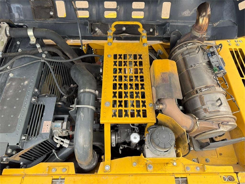 2017 Komatsu PC360LC-10 Crawler Excavator