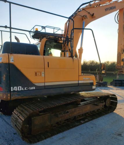 2016 Hyundai R140LC-9A Crawler Excavator