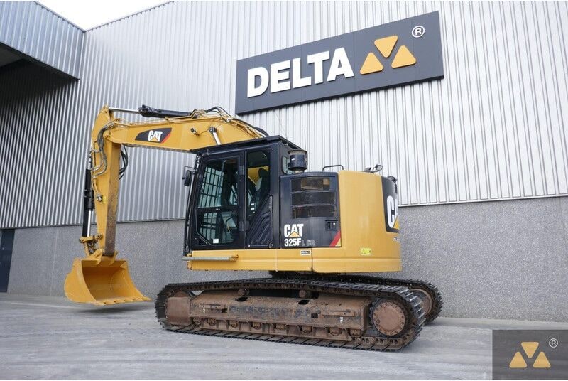 2016 Caterpillar 325FL Crawler Excavator