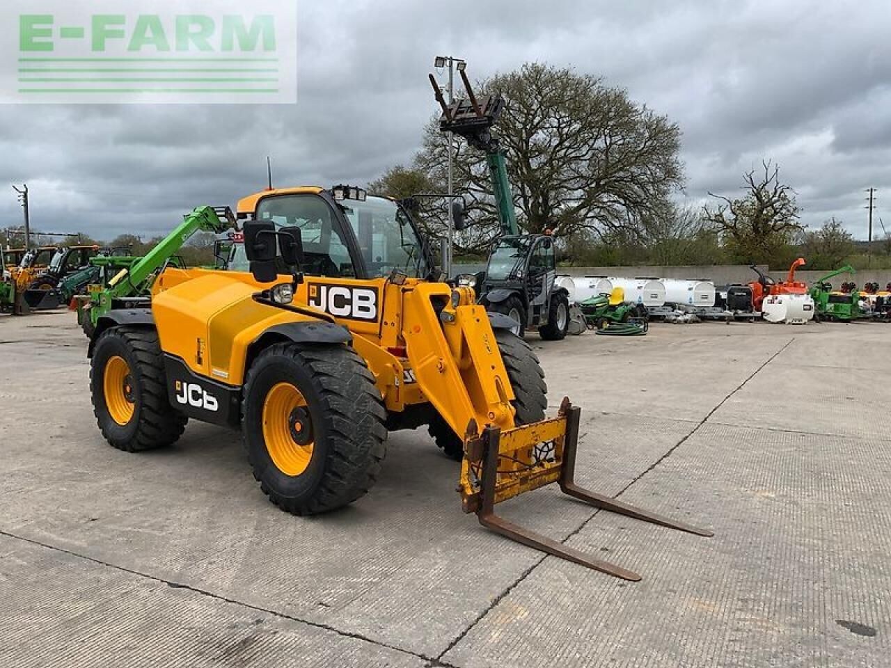 2022 JCB 542-70 AGRI XTRA Mini Excavator