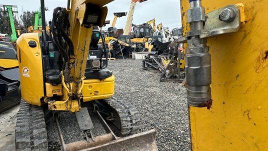 2019 Komatsu PC26MR-3 Mini Excavator