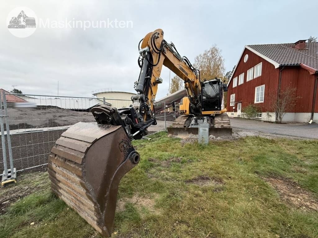 2023 Liebherr R920 COMPACT Crawler Excavator