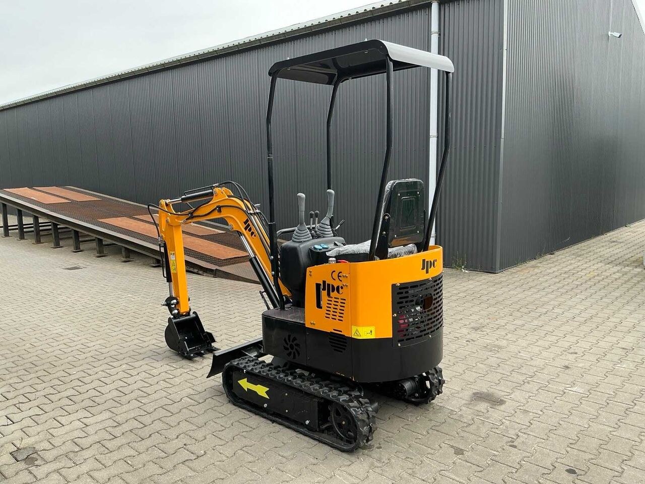 JPC HT-12 Mini Excavator