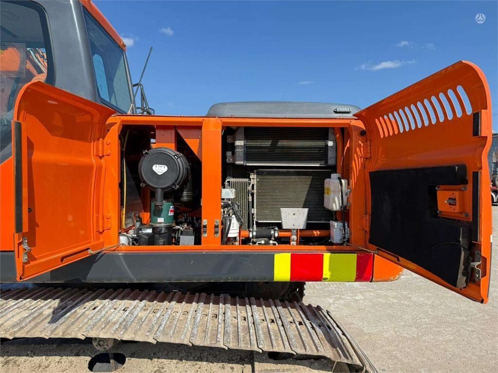 2011 Doosan DX225LC Crawler Excavator