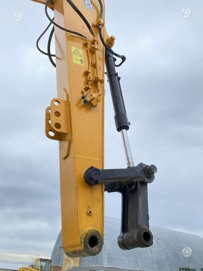 2002 ISUZU JS 330 LC Crawler Excavator