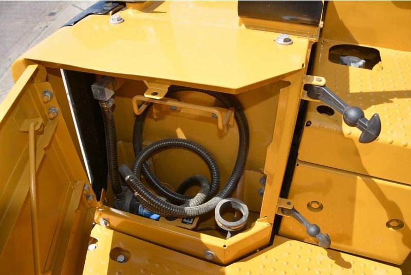 2016 Caterpillar 325FL Crawler Excavator