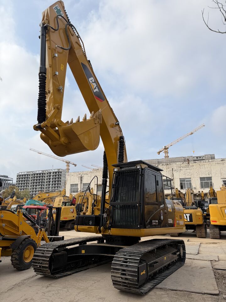 2025 Caterpillar 323D2L Crawler Excavator