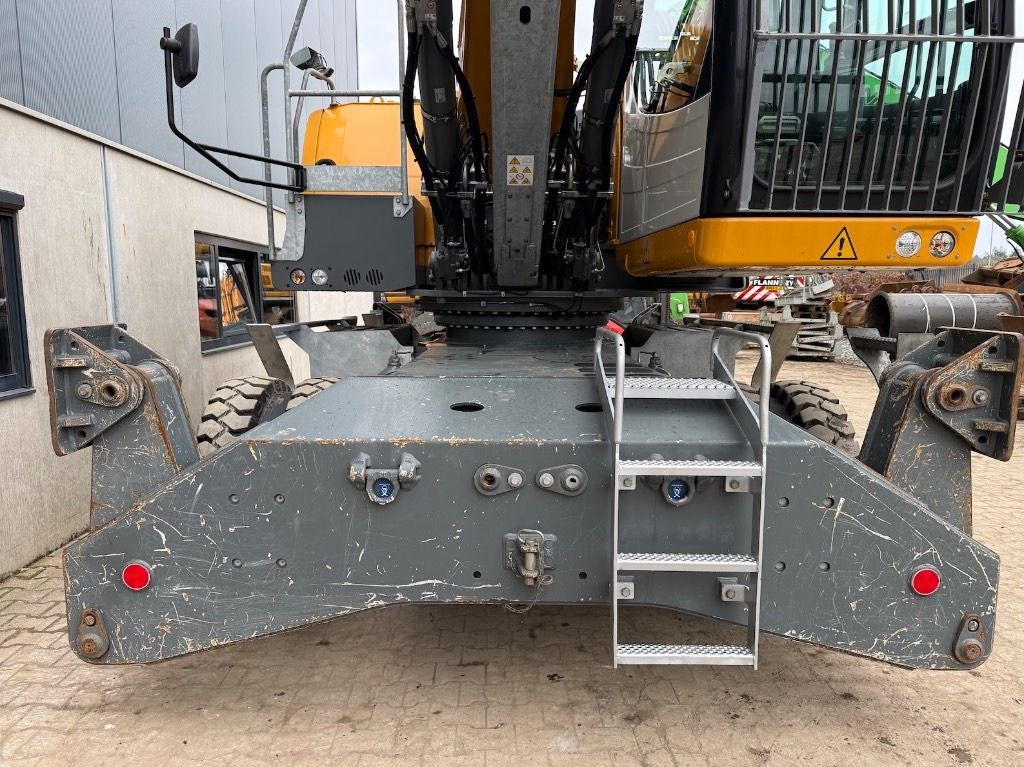 2022 Liebherr LH40 M Material Handler